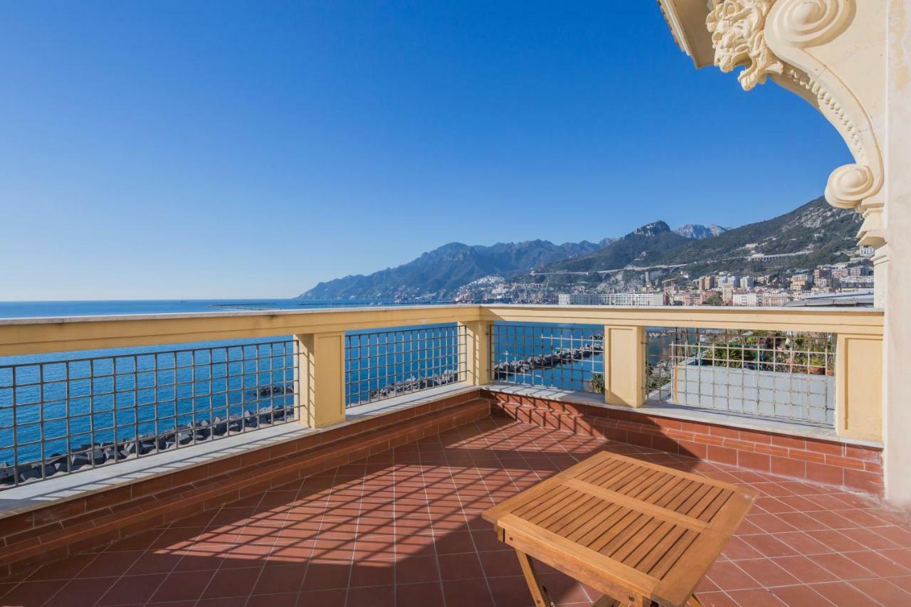 La Giulietta - Penthouse Apartamento Salerno Exterior foto